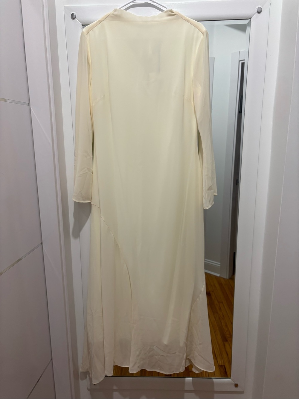 Setre Long Sleeve Solid Cream Maxi Dress Size M NWT